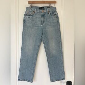 Modern American Classic Women’s Denim Highland boyfriend Straight Leg Size 27